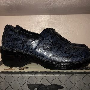 Bolo nursing shoes